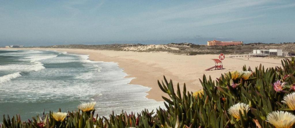 Mare Cheia: Beach And Surf Apartment 2 Consolação Exteriör bild